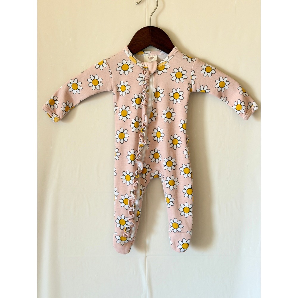 SIIX Pink Daisy Organic Cotton Ruffle Footed Sleeper 0-3M Zip Up Romper